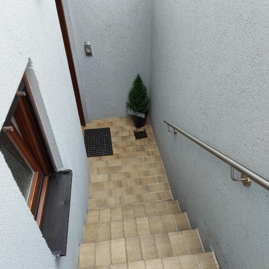 Feels Like Home @ Eppinger Remseck am Neckar Екстер'єр фото