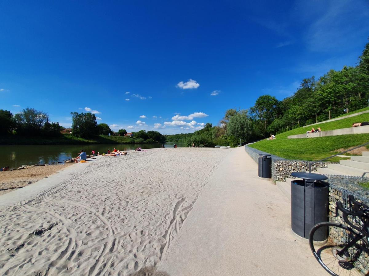 Feels Like Home @ Eppinger Remseck am Neckar Екстер'єр фото